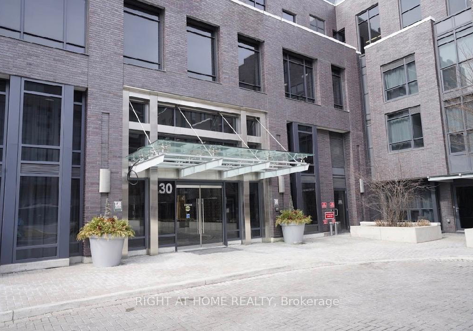30-gibbs-road-etobicoke-ontario-w12857756