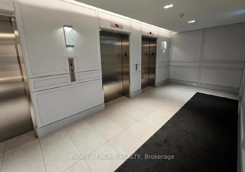 30-gibbs-road-etobicoke-ontario-w12857756