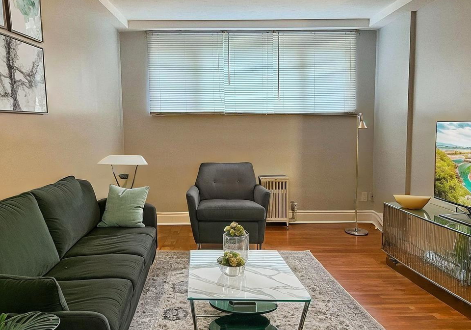 9a-winfield-avenue-toronto-ontario-w12857918