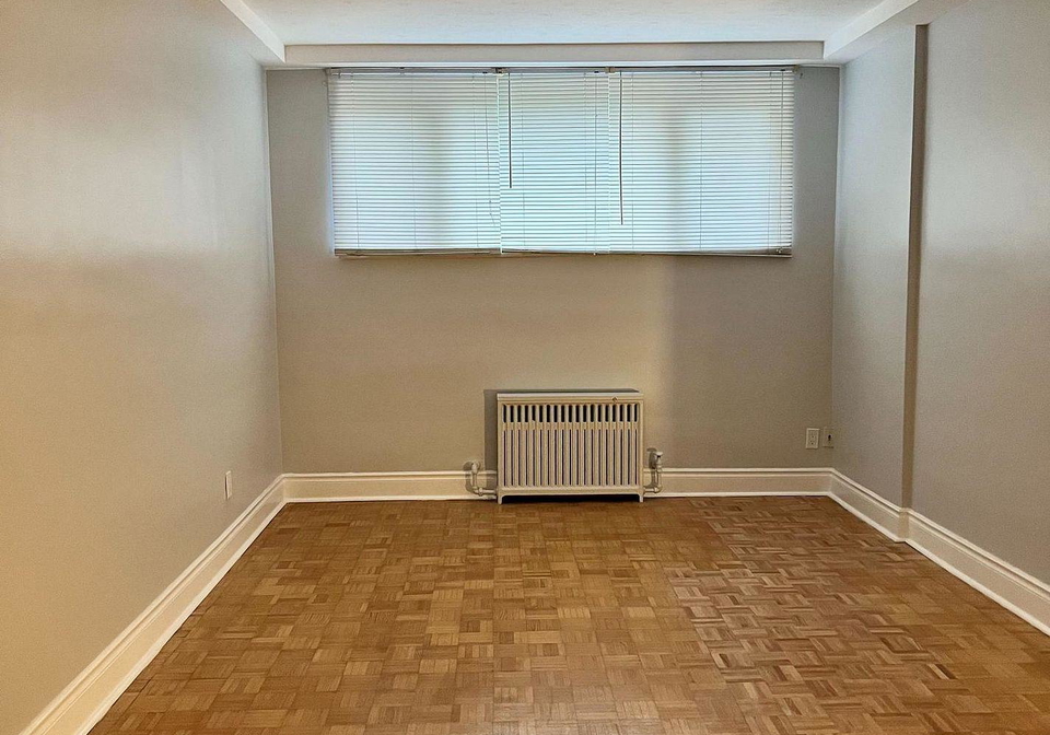9a-winfield-avenue-toronto-ontario-w12857918