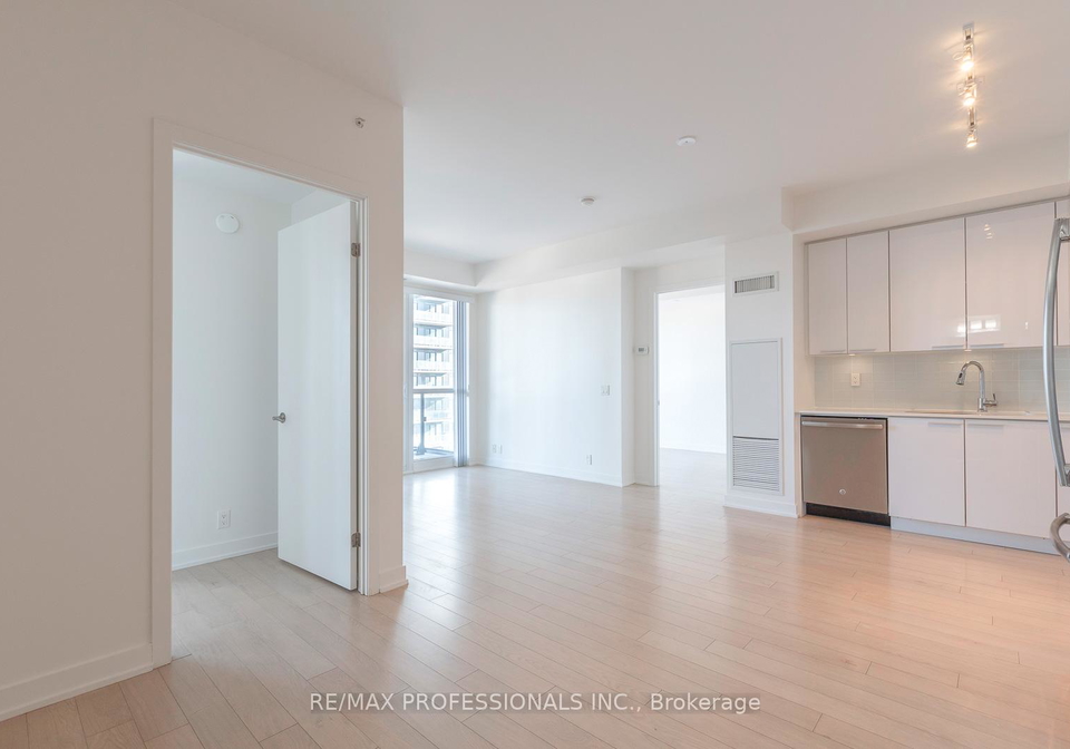 10-park-lawn-road-etobicoke-ontario-w12857982