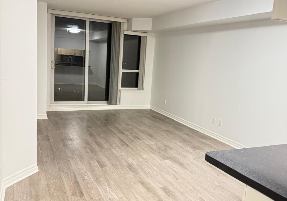 360-square-one-drive-mississauga-ontario-w12858026