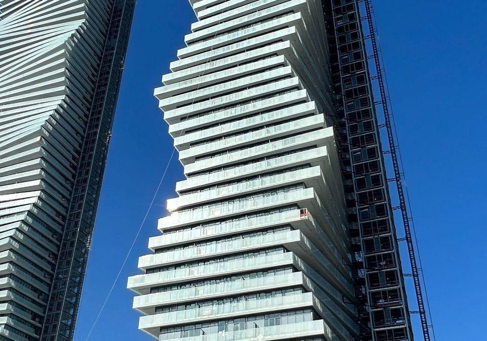 3900-confederation-parkway-mississauga-ontario-w12858040