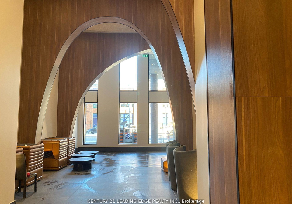 270-dufferin-street-toronto-ontario-w12858120
