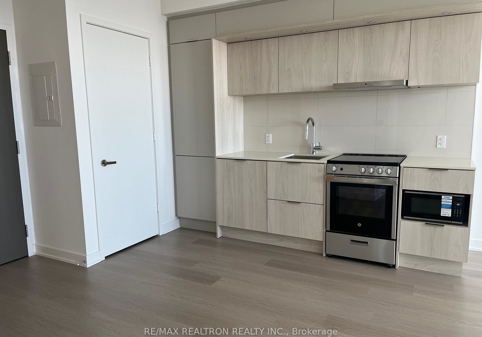 448-burnhamthorpe-road-w-mississauga-ontario-w12858358