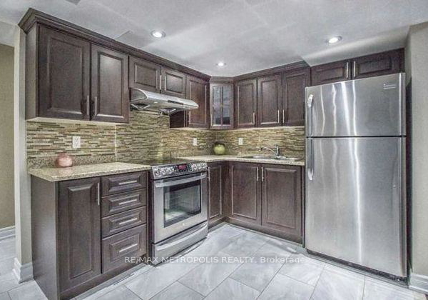 11-wynview-street-brampton-ontario-w12858500