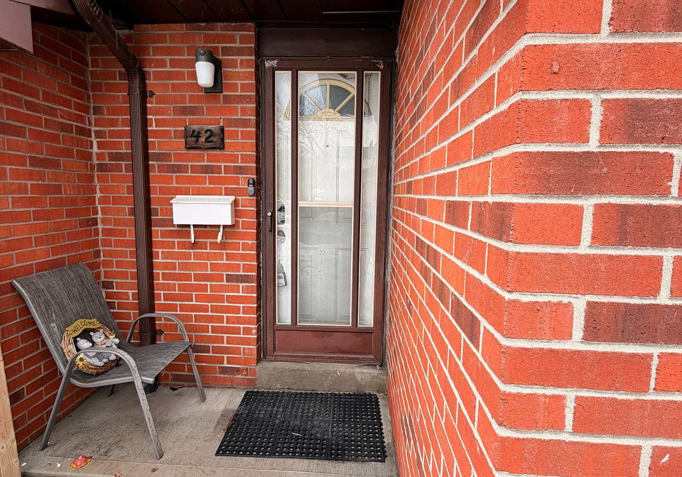 foster-crescent-brampton-ontario-w12858518
