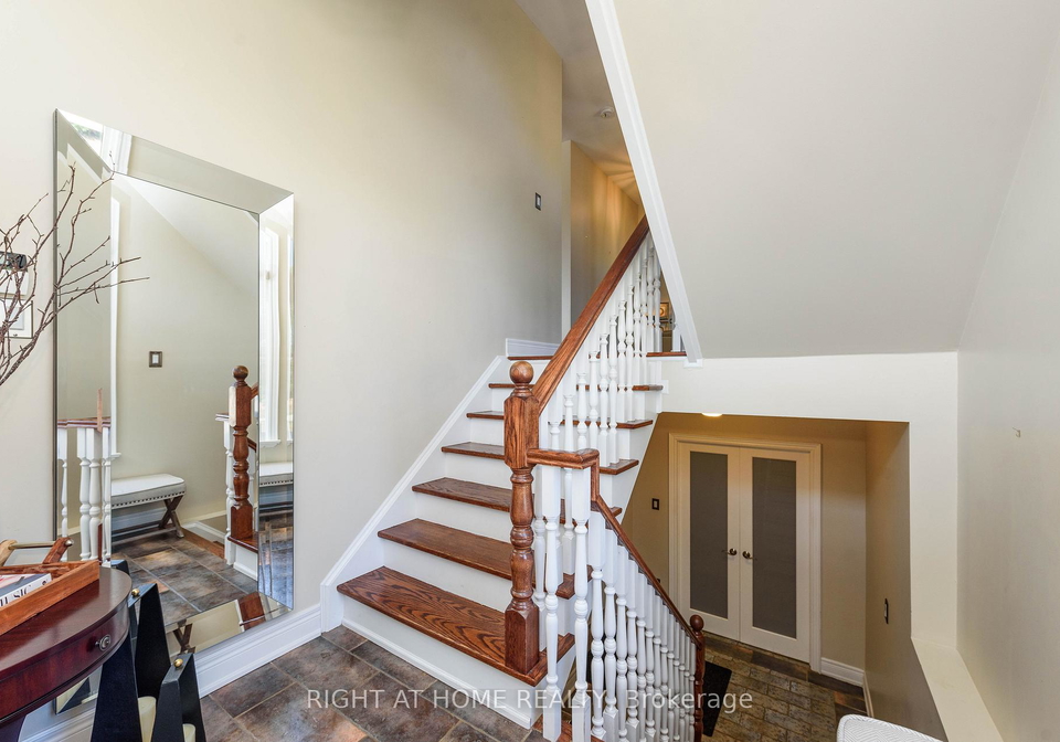 2243-providence-road-oakville-ontario-w12858784