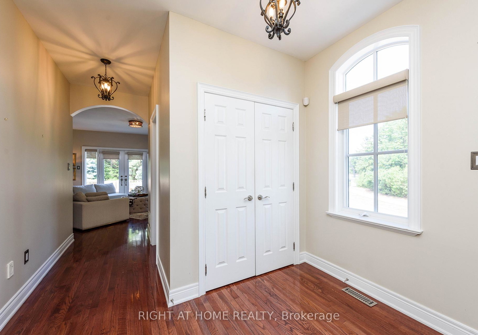 2243-providence-road-oakville-ontario-w12858784