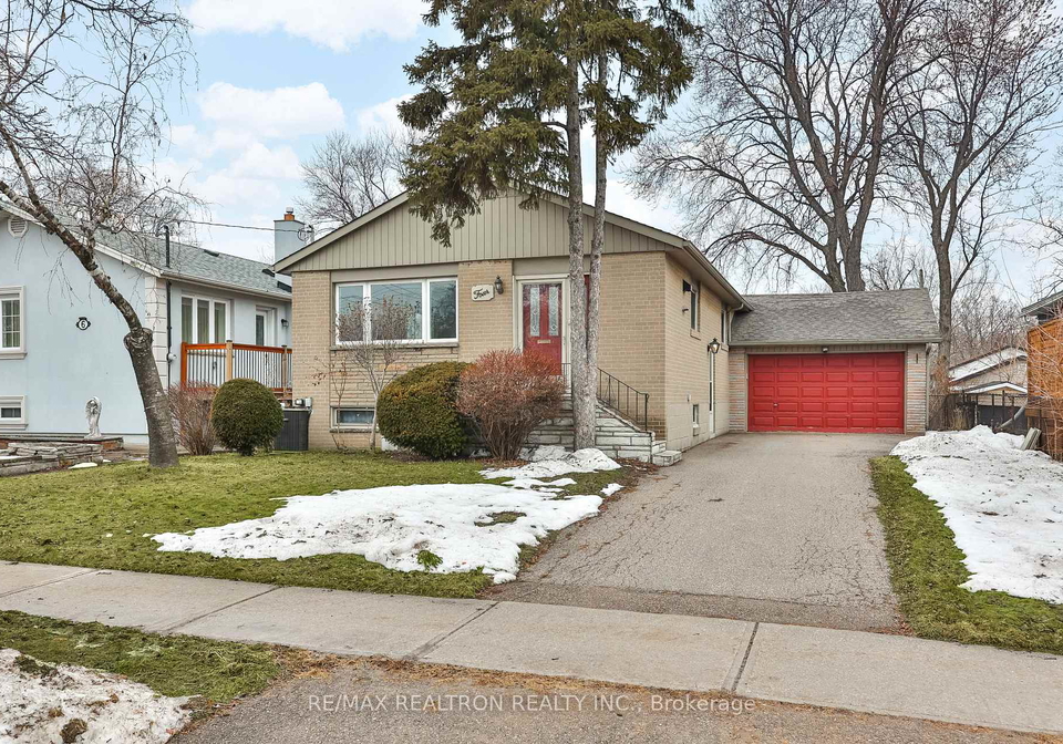 4-lachine-court-etobicoke-ontario-w12858964