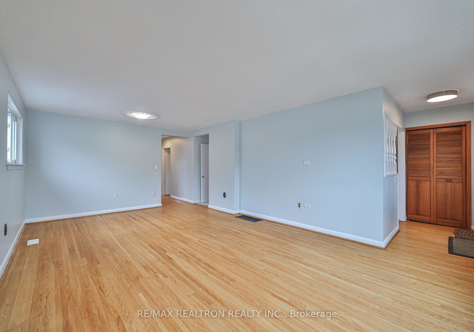 4-lachine-court-etobicoke-ontario-w12858964