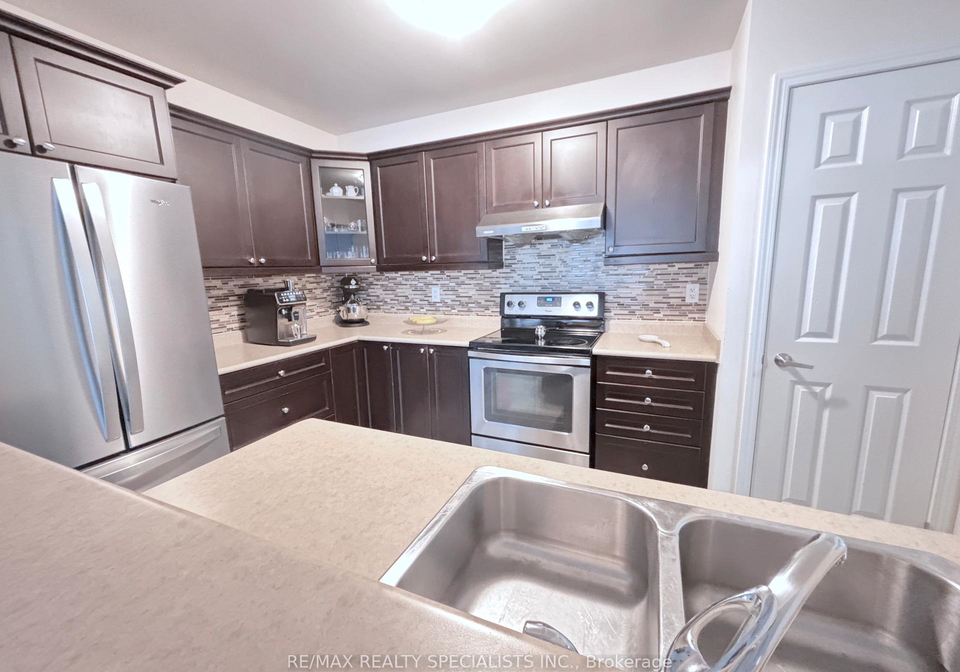 931-nadalin-heights-milton-ontario-w12859058
