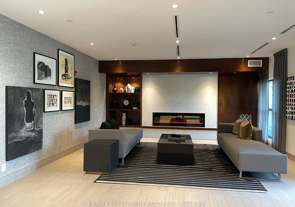 102-grovewood-common-oakville-ontario-w12859236