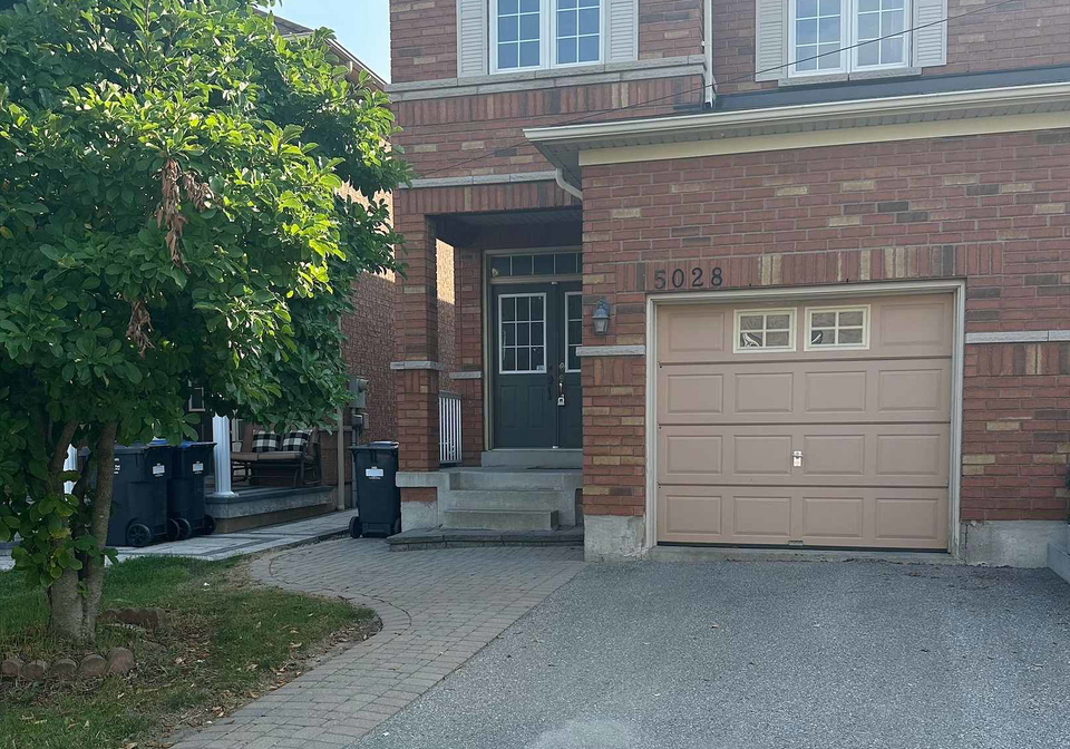 5028-oscar-peterson-boulevard-mississauga-ontario-w12859392