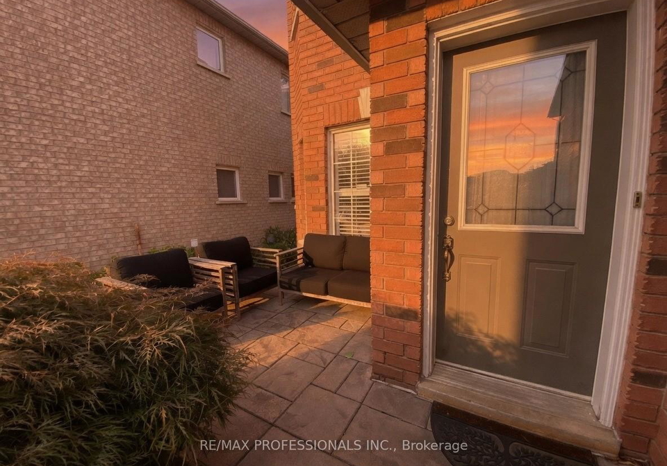 7153-waldorf-way-mississauga-ontario-w12859462