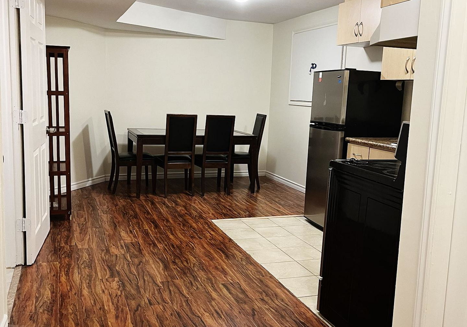 6585-forest-park-drive-mississauga-ontario-w12859932