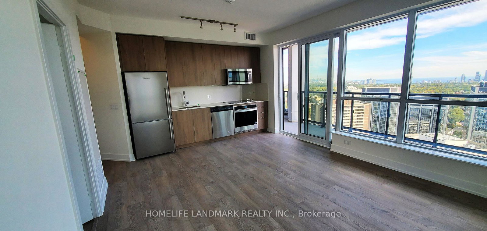5-mabelle-avenue-etobicoke-ontario-w12859948
