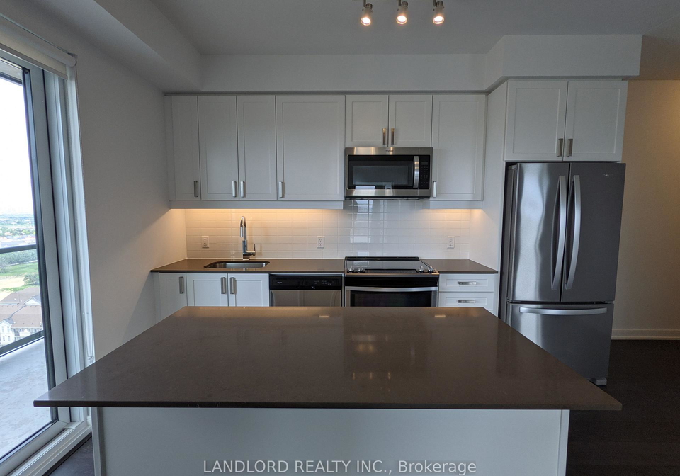 8-nahani-way-mississauga-ontario-w12860720