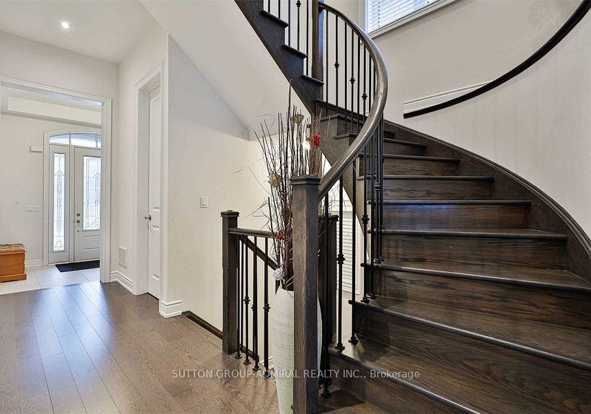 3177-millicent-avenue-oakville-ontario-w12860754