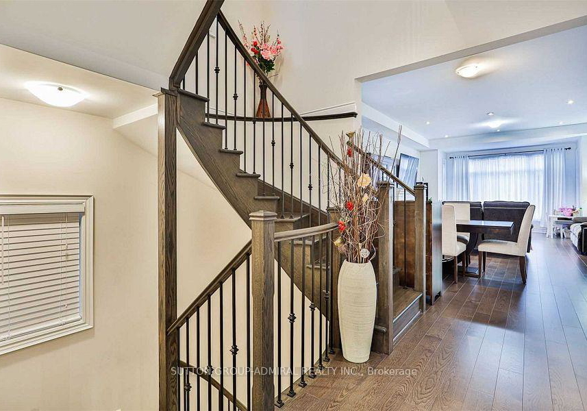 3177-millicent-avenue-oakville-ontario-w12860754