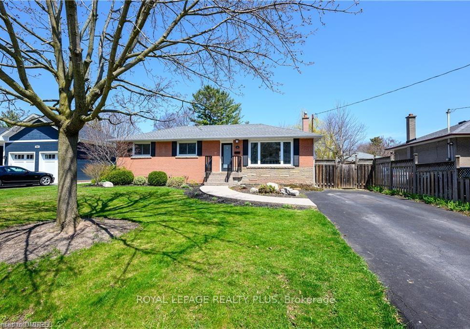 249-snowden-road-oakville-ontario-w12861040