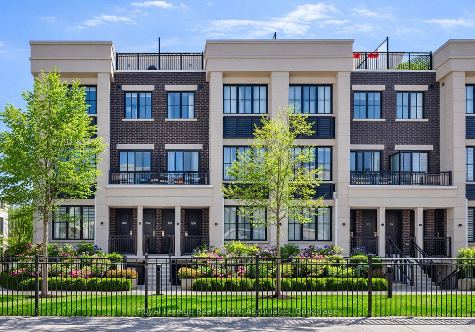 652-cricklewood-drive-mississauga-ontario-w12861068