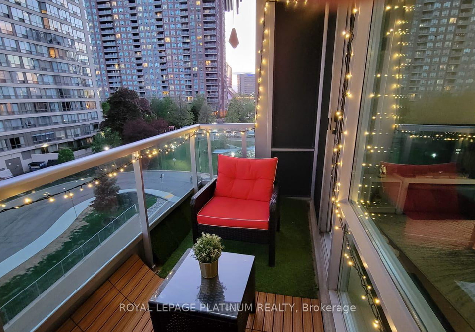 33-elm-drive-w-mississauga-ontario-w12861762