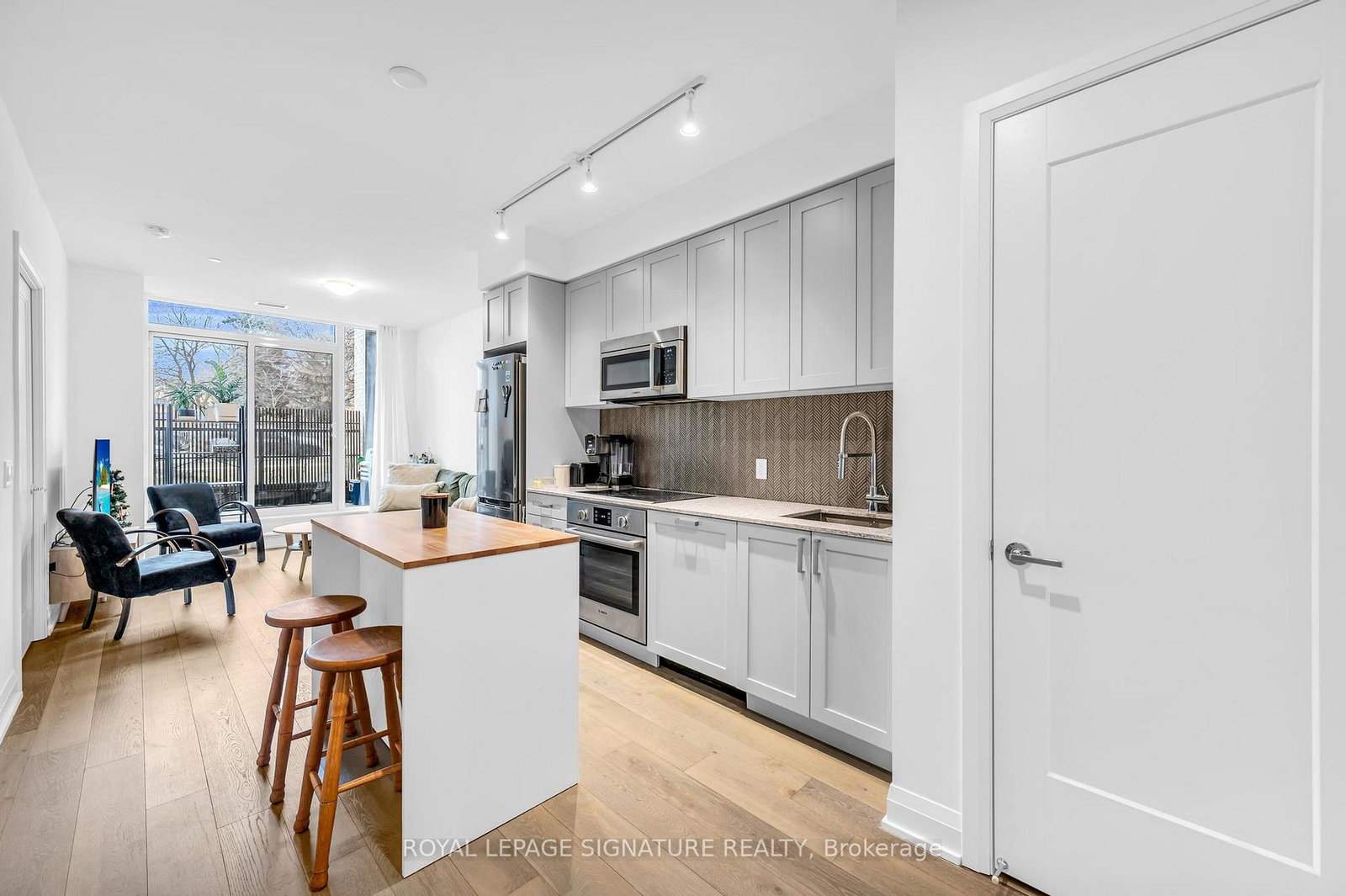 293-the-kingsway-etobicoke-ontario-w12862006