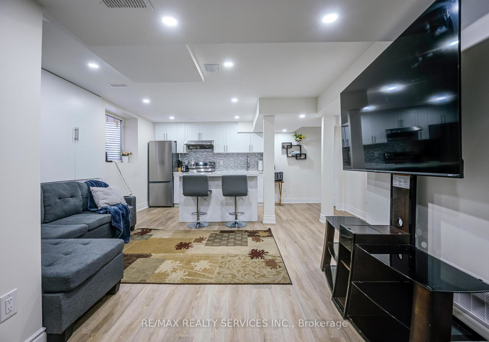 324-brisdale-drive-brampton-ontario-w12862010
