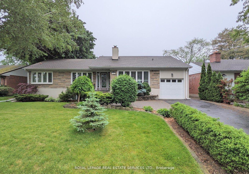1602-lincolnshire-boulevard-mississauga-ontario-w12862234