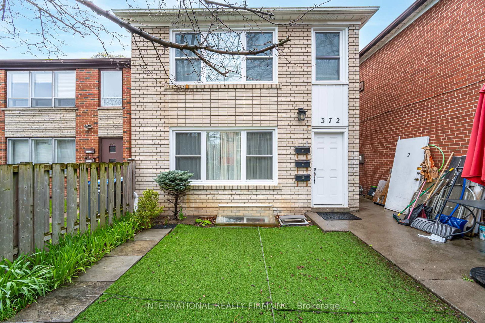 37lakeshore-road-w-mississauga-ontario-w12862394