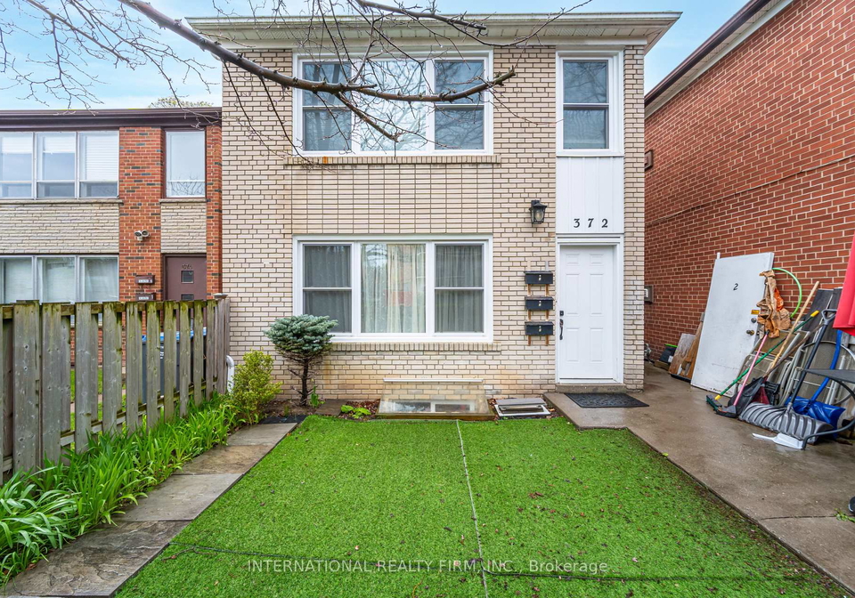 37lakeshore-road-w-mississauga-ontario-w12862394