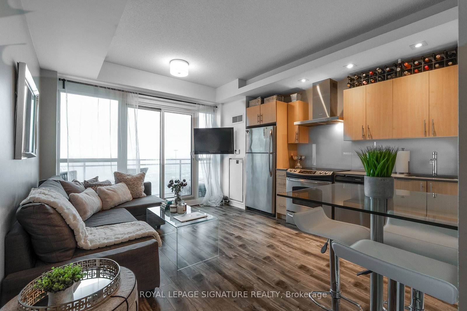 165-legion-road-n-etobicoke-ontario-w12862442
