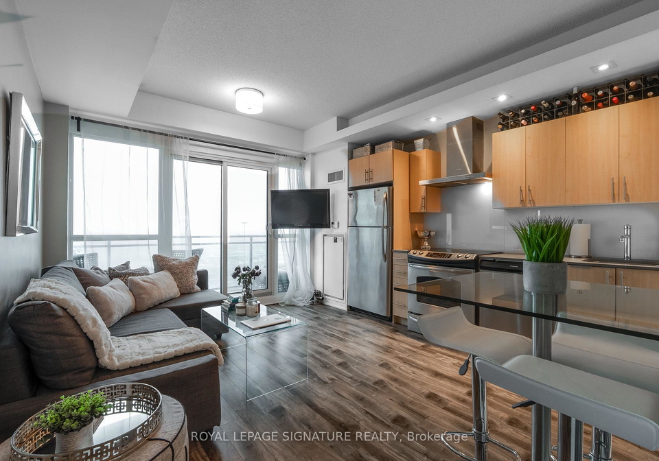 165-legion-road-n-etobicoke-ontario-w12862442