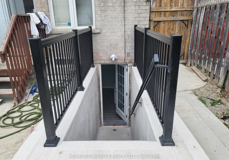 25-silent-pond-crescent-brampton-ontario-w12862916