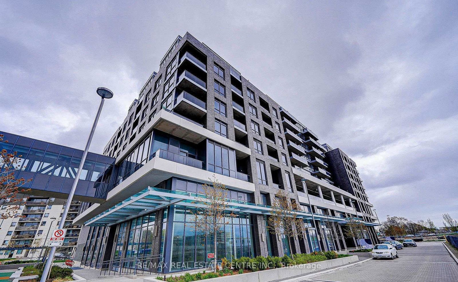 10-gibbs-road-etobicoke-ontario-w12863176