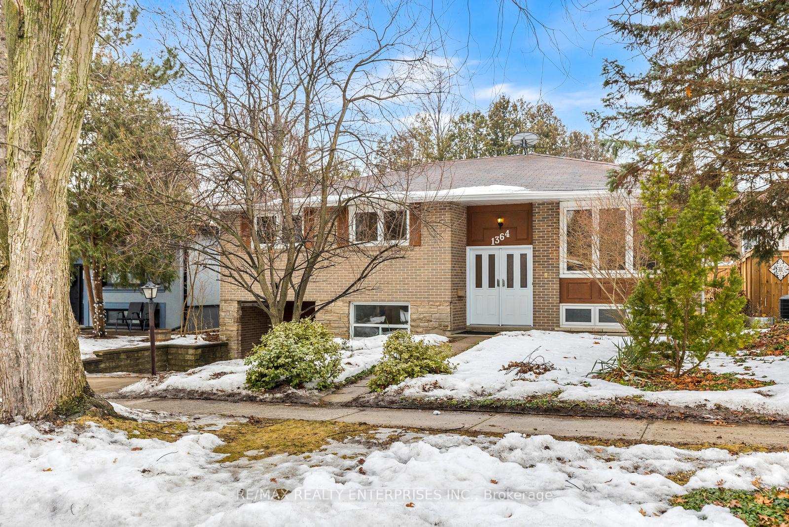 1364-everall-road-mississauga-ontario-w12863370
