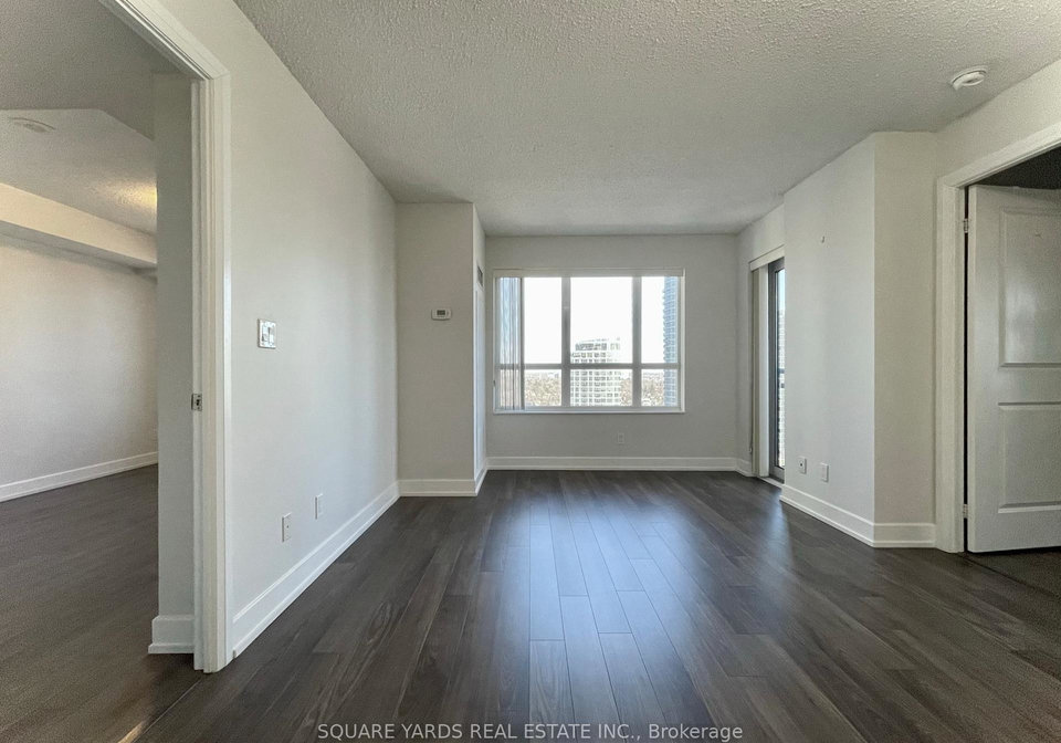 6-eva-road-etobicoke-ontario-w12863508