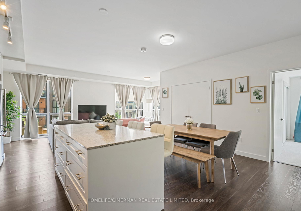 210-sabina-drive-oakville-ontario-w12863660