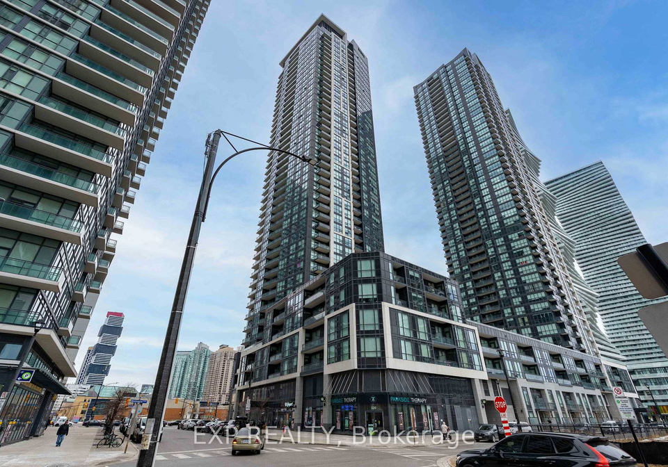 510-curran-place-mississauga-ontario-w12863702