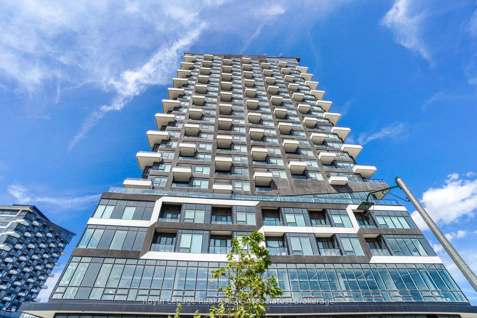 297-oak-walk-drive-oakville-ontario-w12863948