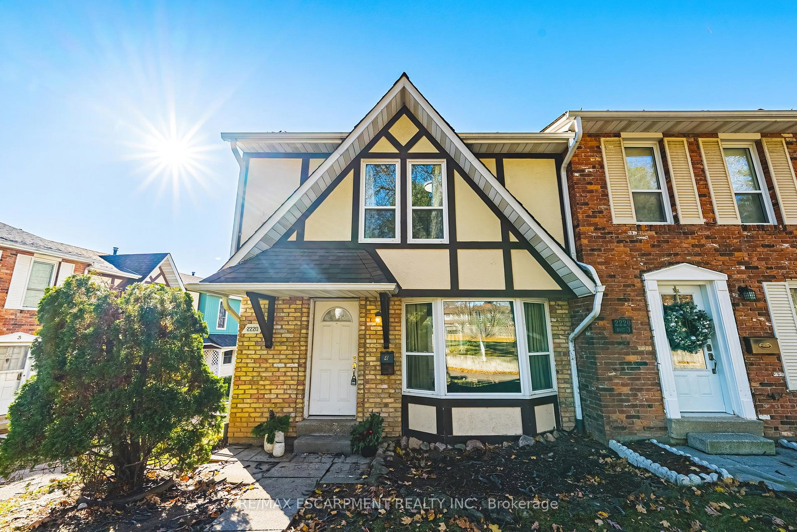 2220-upper-middle-road-burlington-ontario-w12863976