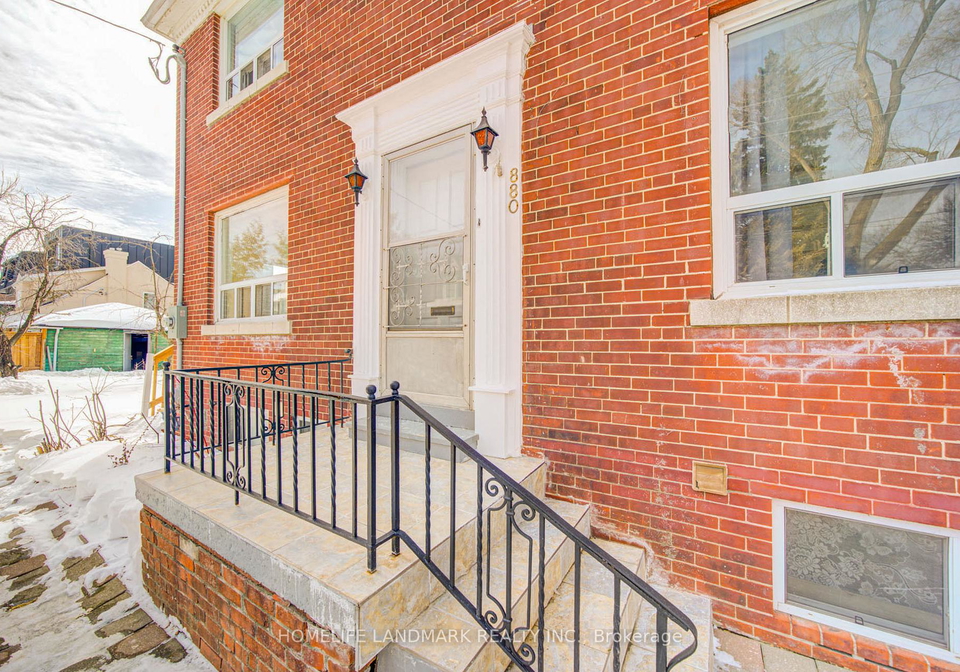 880-shaw-street-toronto-ontario-w12864048