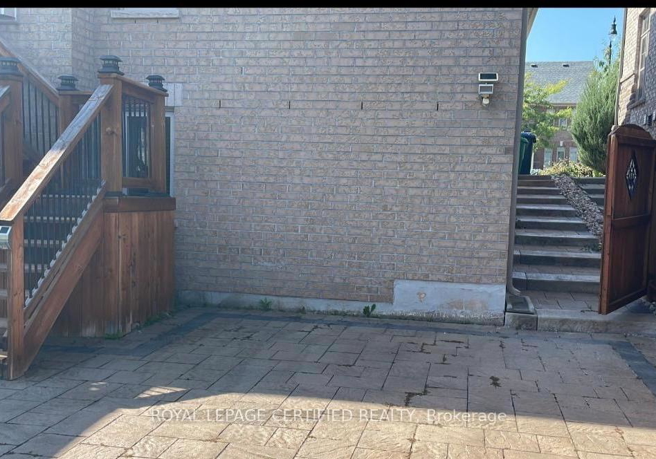 17-fallowfield-road-brampton-ontario-w12864252