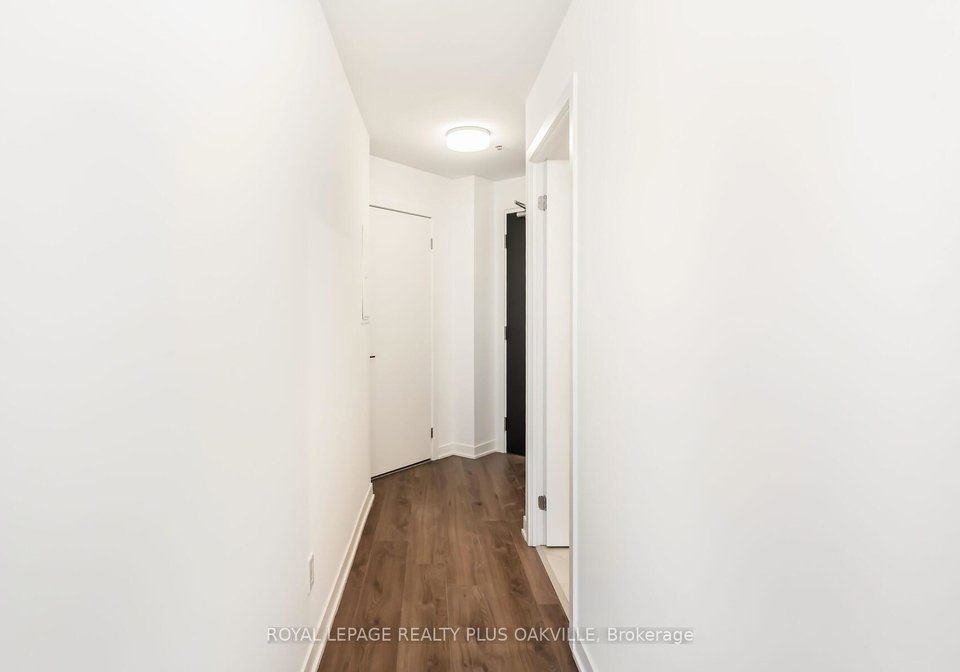 405-dundas-street-oakville-ontario-w12864330