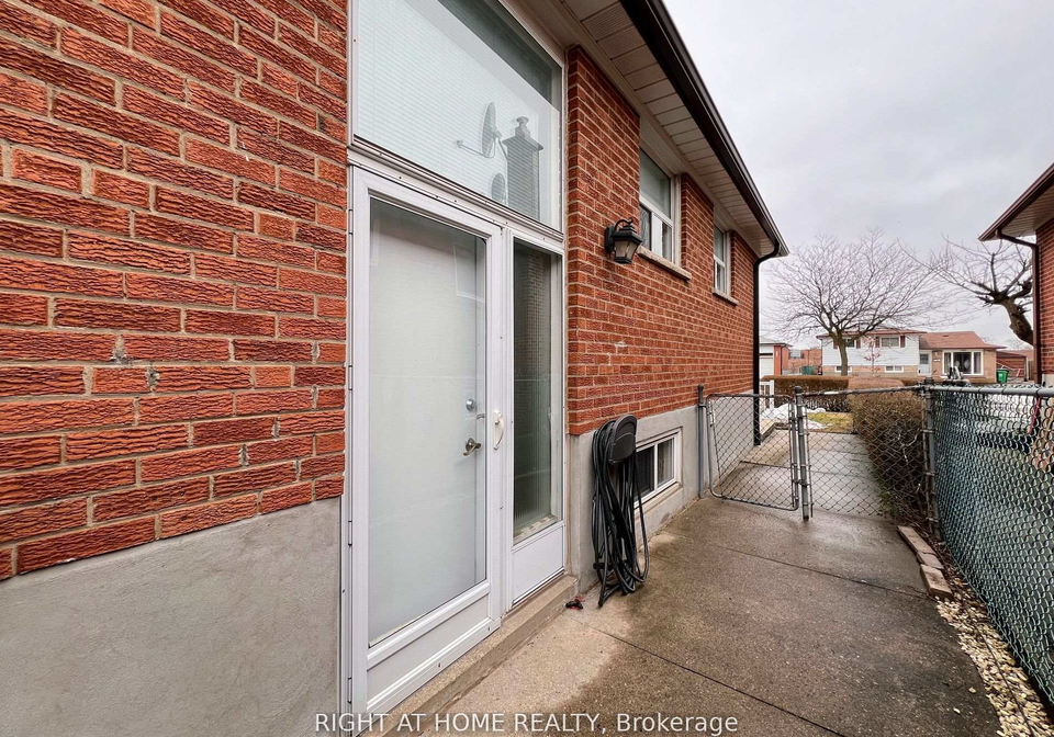 7397-manion-road-bsmt-mississauga-ontario-w12864512
