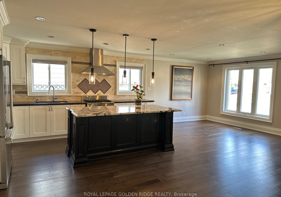 506-maple-avenue-oakville-ontario-w12864590