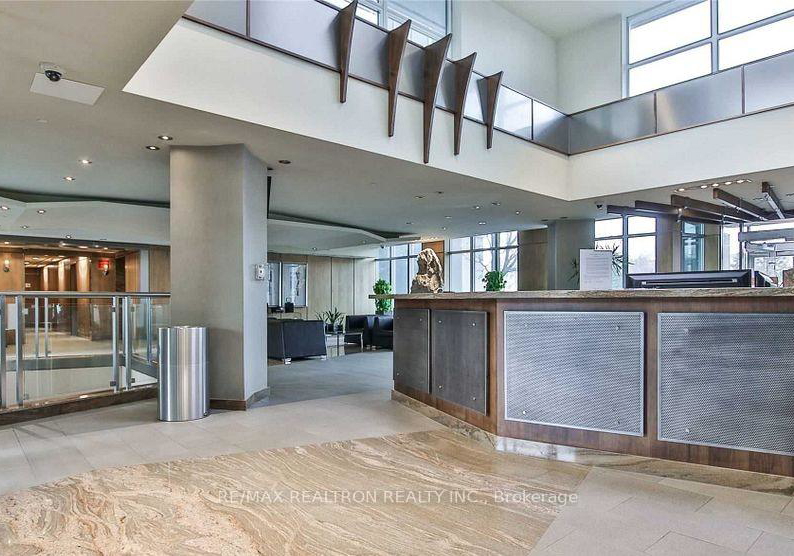 2121-lakeshore-boulevard-w-etobicoke-ontario-w12864846