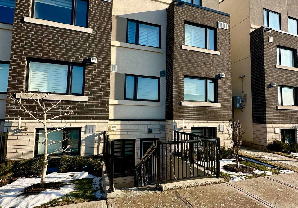 1137-cooke-boulevard-burlington-ontario-w12865352