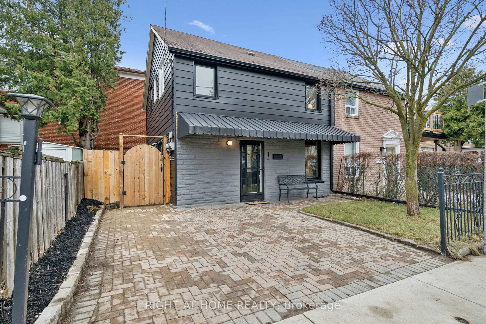1-auburn-avenue-toronto-ontario-w12865390
